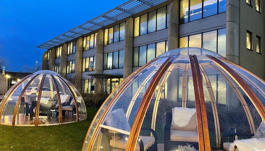 oxford_park's tweet photo. A special treat for our customers who still need to ‘work from work’. Heated cosy pods with Wi-Fi and games for that well needed lunch break or meeting #PodLife #ThankYou #ScienceTechInnovation https://t.co/pSDjEFVYpb