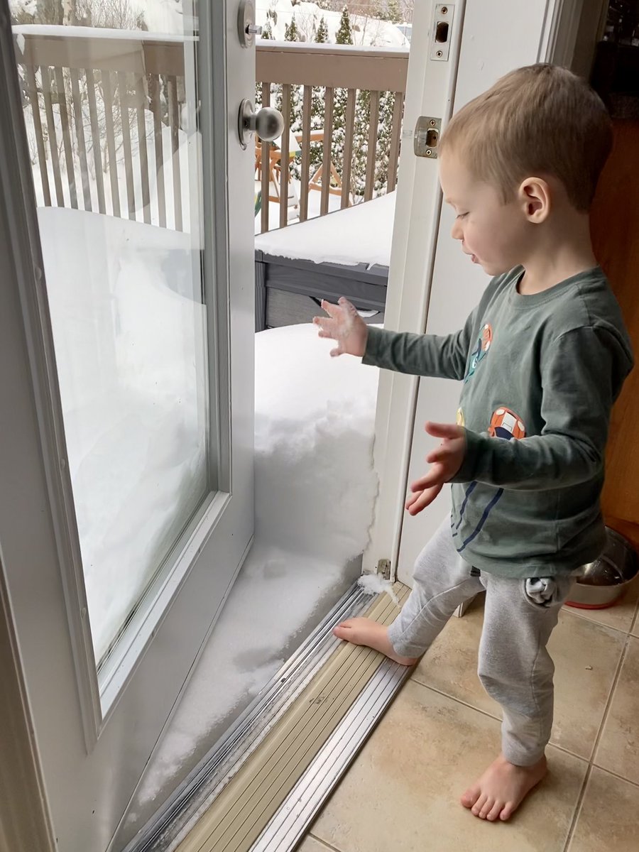 PamelaLeierJet's tweet photo. If my kid sings Vanilla Ice songs, does that date me? 😃
🎶 Ice Ice Baby! Too cold! Too cold!
#halifaxwinter #IceIceBaby https://t.co/RN2xMxI3in