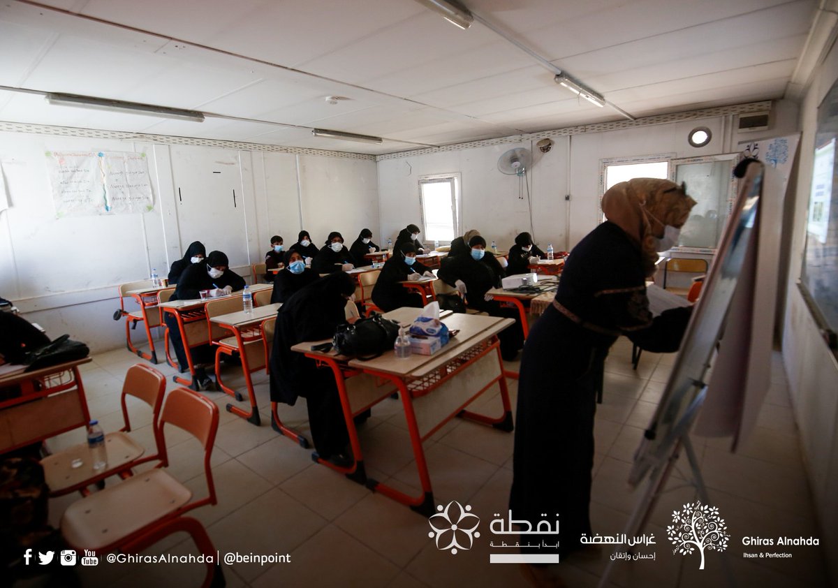 beinpoint's tweet photo. تساعد المعلومات النظرية والتطبيقات العملية المستفيدات ليكنّ قادرات على افتتاح المشاريع المنزليّة المولّدة للدخل وتخفيف الاعتماد على المساعدات الإنسانية.

 #Beinpoint
#Ghiras_alnahda
#GHIRASALNAHDAUSNFP https://t.co/gSsL7Skdgu