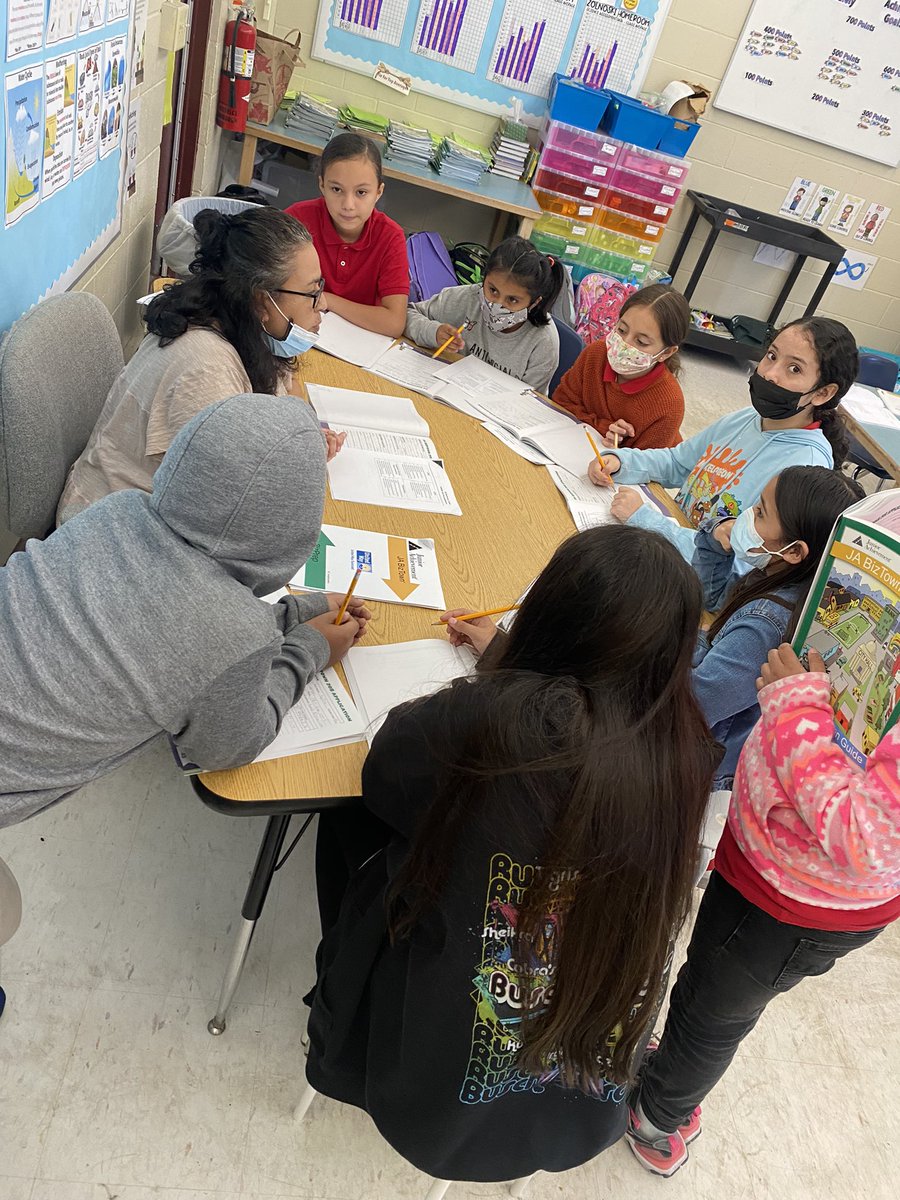 Preparing for Biztown wouldn’t be possible without maestra Soto!!! I’m so thankful for her support with our English learning Ss <a href="/WitterWildcats/">Witter Wildcats</a>