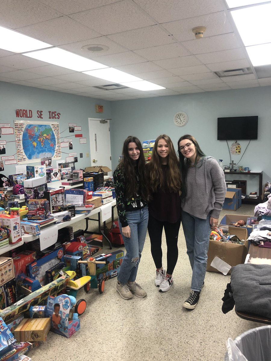 Siegel Elves helping unload Angel Tree gifts at the Salvation Army this am! #p2bass