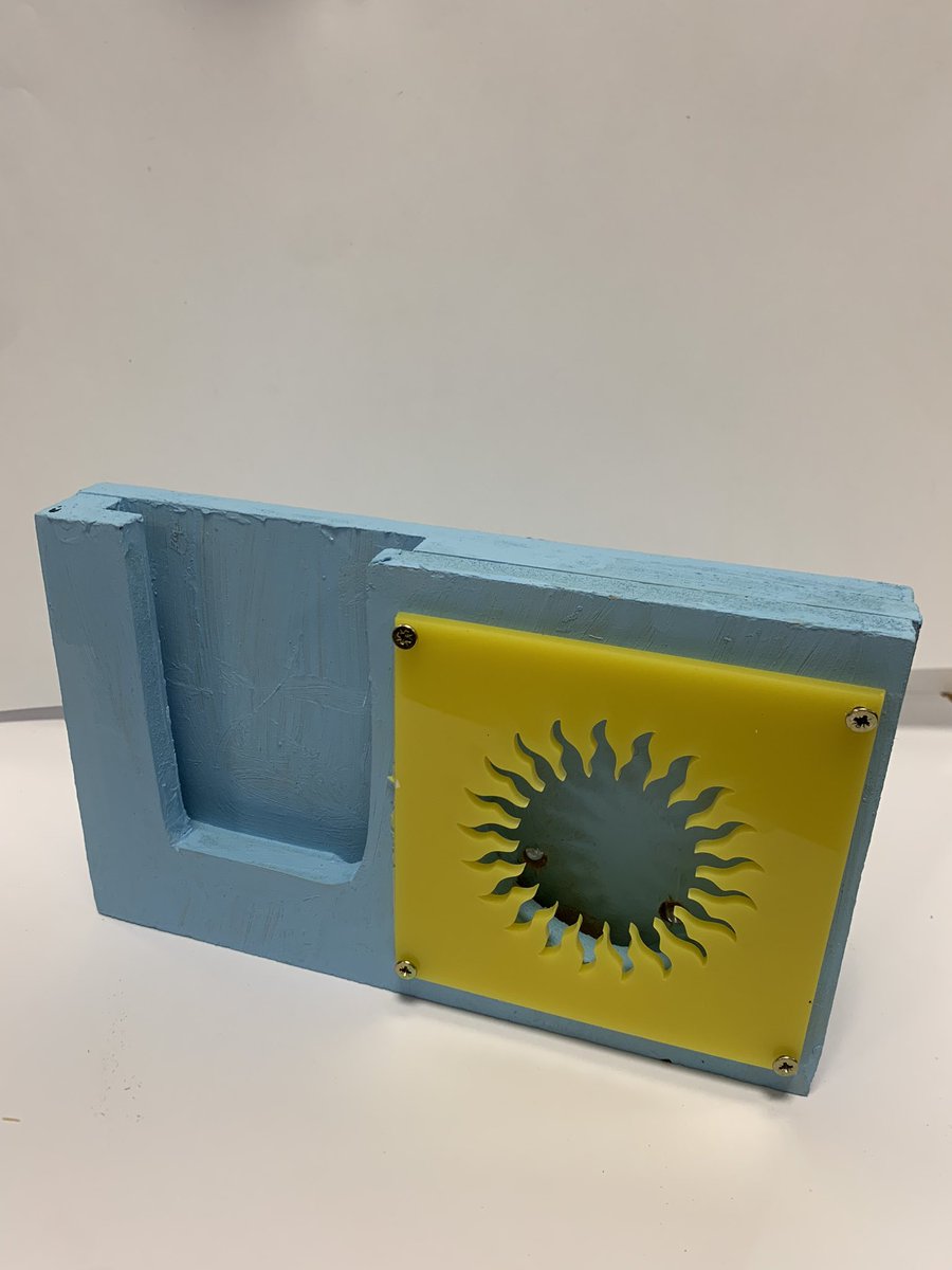 appleton_dt's tweet photo. And more 😍 #speakerproject #acrylic #lasercut #designandtechnology #dt #LEDlight https://t.co/7Ldcn3JW41