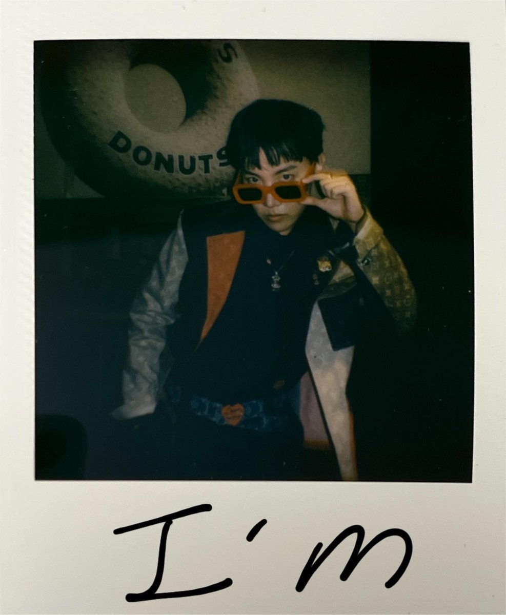 SG_J_M's tweet photo. [INSTAGRAM] Hoseok🐿️

"I'm"

(https://t.co/ce8V2J4bdo) https://t.co/7pkzaTnUjF