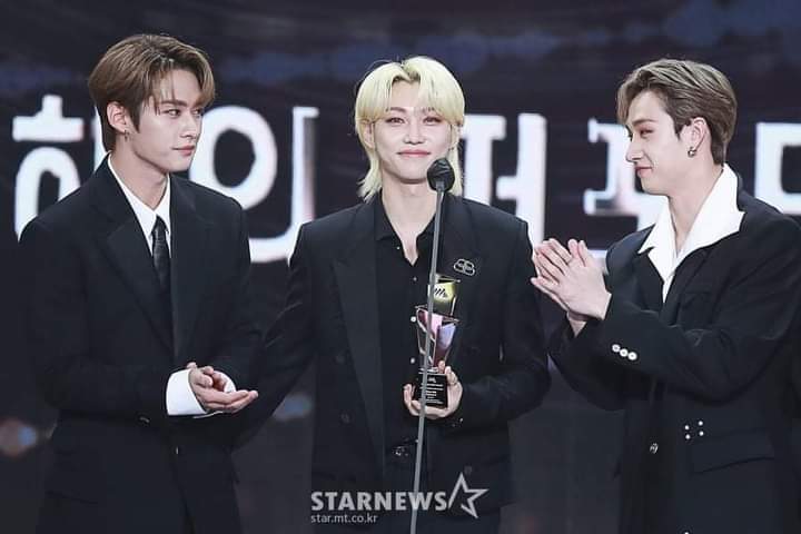 FatimaM97095276's tweet photo. #MAMAVOTE #StrayKids https://t.co/Lyfr0Hk7d7