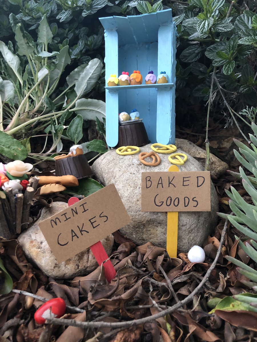 MelissaHaylock's tweet photo. @JellyfishReview From the fairy garden my daughter made in the early days of the pandemic. https://t.co/KOlZPD9ikP