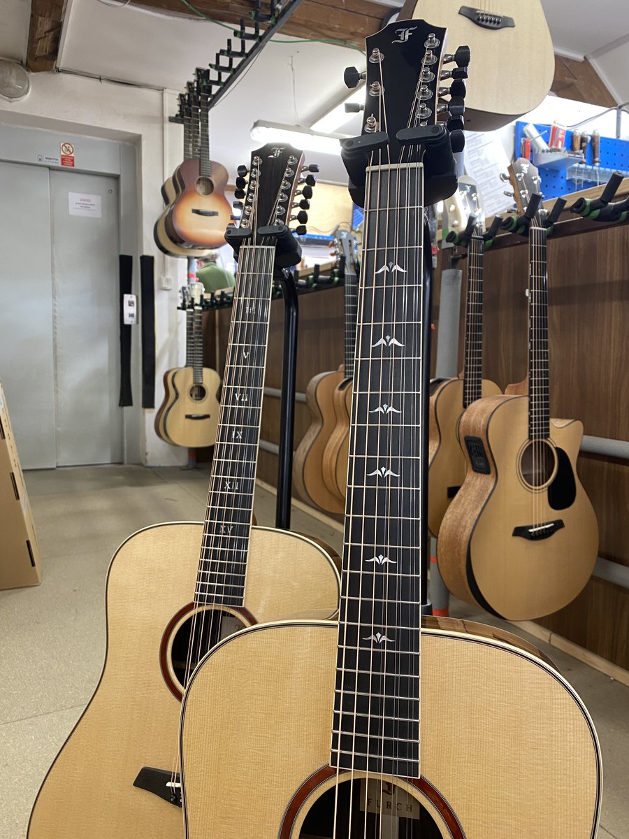 FurchGuitars's tweet photo. Orange series 🎸🎸 in Dreadnought shape.
Almost identical guitars except for 9 and 12 strings with different fingerboard inlays.
More about 🧡 series at https://t.co/kjdYtfjvAv
#furchguitars #acoustic #guitar #dreadnought #orangeseries https://t.co/W5BHrQ8YMh