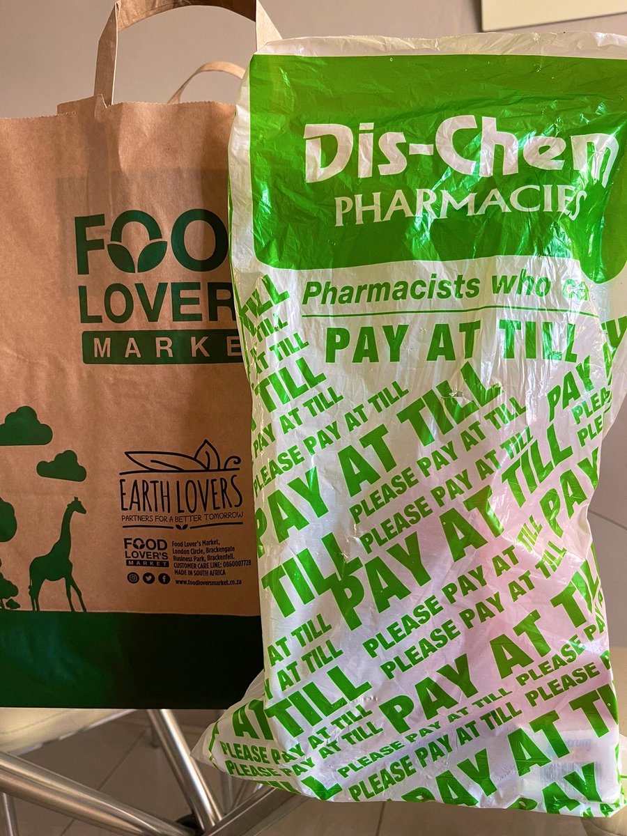 Belle_Fiore_'s tweet image. @Queen_Slee and I have been receiving such thoughtful essential and care packs since we got sick. Having people who genuinely care about you and your well-being in your life is top tier, I won’t lie 😭😭🥺🥺