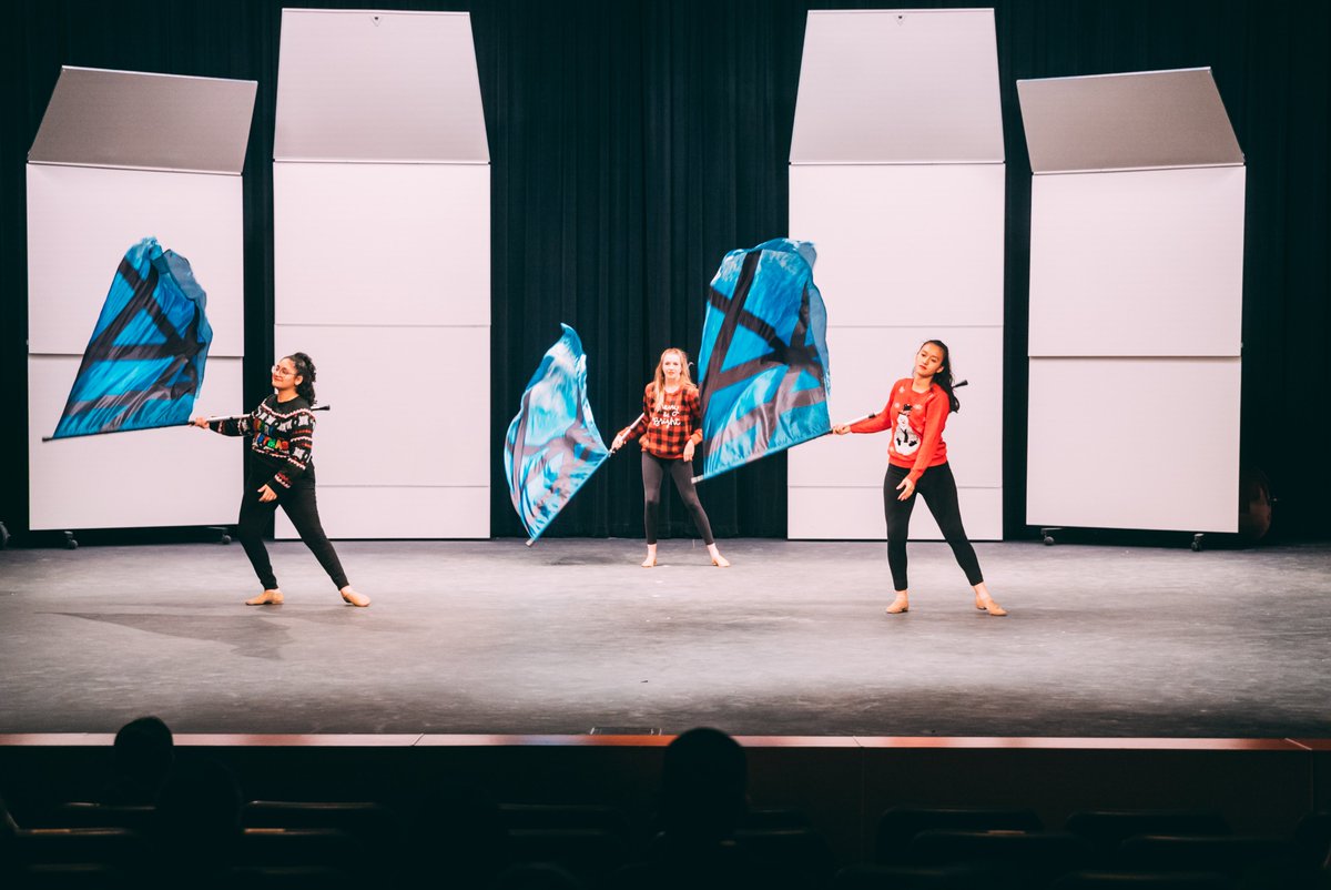 BishopLynch's tweet photo. BIG THANK YOU to @library_sbs and our very own @bishoplynchband for sharing their gift of music! The annual Christmas concert was nothing short of spectacular and thank you to all who came to cheer on our awesome musicians and color guard. #GoFriars https://t.co/Kb2hU0qkCa