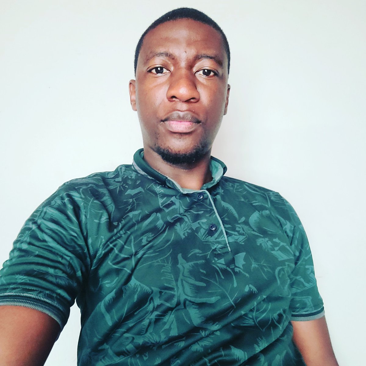 TakundaMuganda's tweet photo. #NewProfilePic https://t.co/oxhpleN1VB
