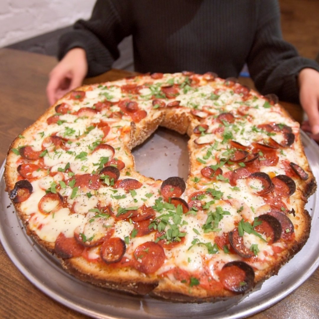 Food Insider on Twitter "Have you ever seen a pizza bagel this big? 😛…