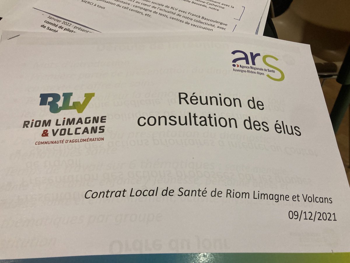 fbonnichon's tweet photo. Au travail pour parler Santé et démographie médicale avec les élus de @RLV_agglo
Notre Agglo est 1 des rares à avoir créer une vice présidence à la santé car c’est une des attentes +++des habitants
L’offre de soin bien sûr mais pas que ! #contratlocaldesante #ars63 https://t.co/YKfpBycjx9