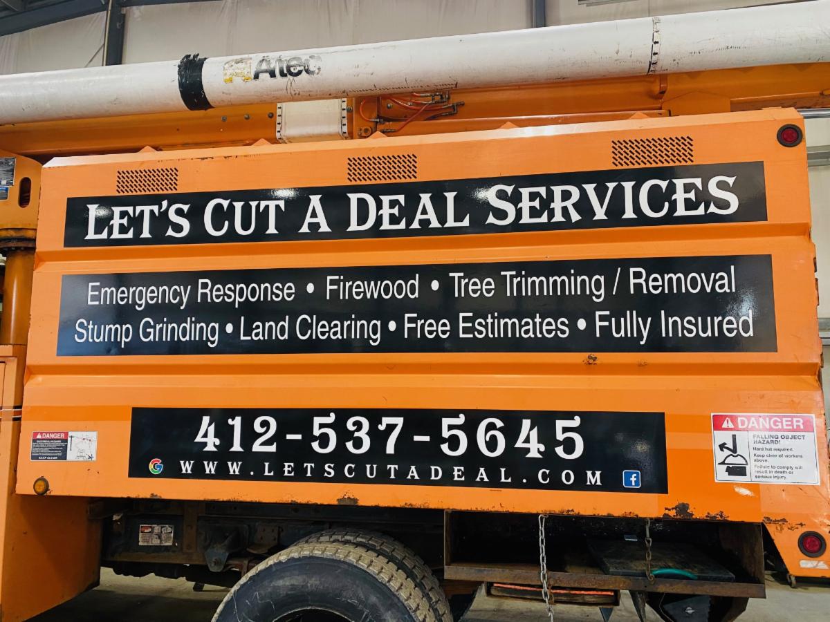 MrSign_PGH's tweet image. We had the chance to create more truck lettering and graphics for @RQuig412 at Let's Cut a Deal Services.

#TreeService #TruckLettering #MrSign #Pittsburghhttps://mrsignpittsburgh.com/products.cfm?signtypeProd=95294544710&amp;amp;pgtype=Truck%20Graphics