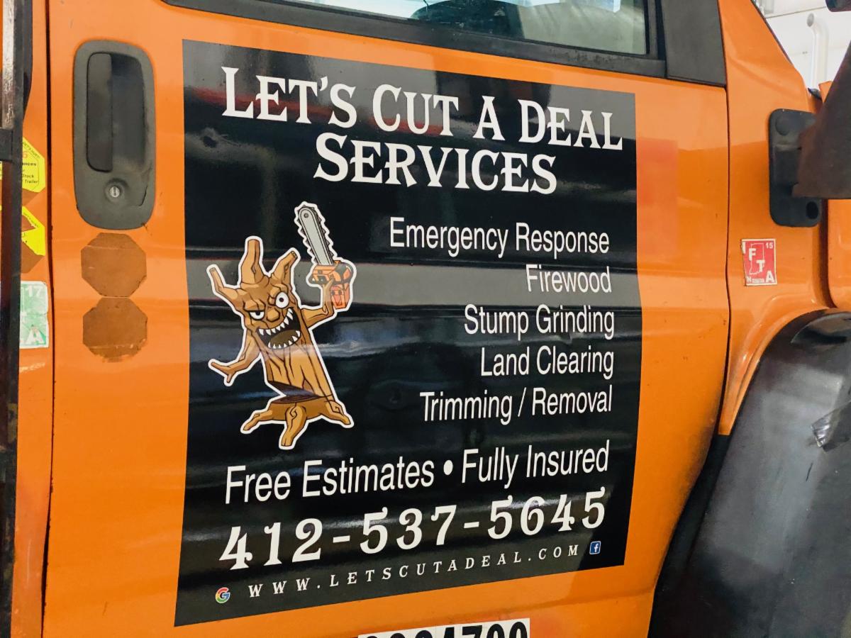 MrSign_PGH's tweet image. We had the chance to create more truck lettering and graphics for @RQuig412 at Let's Cut a Deal Services.

#TreeService #TruckLettering #MrSign #Pittsburghhttps://mrsignpittsburgh.com/products.cfm?signtypeProd=95294544710&amp;amp;pgtype=Truck%20Graphics