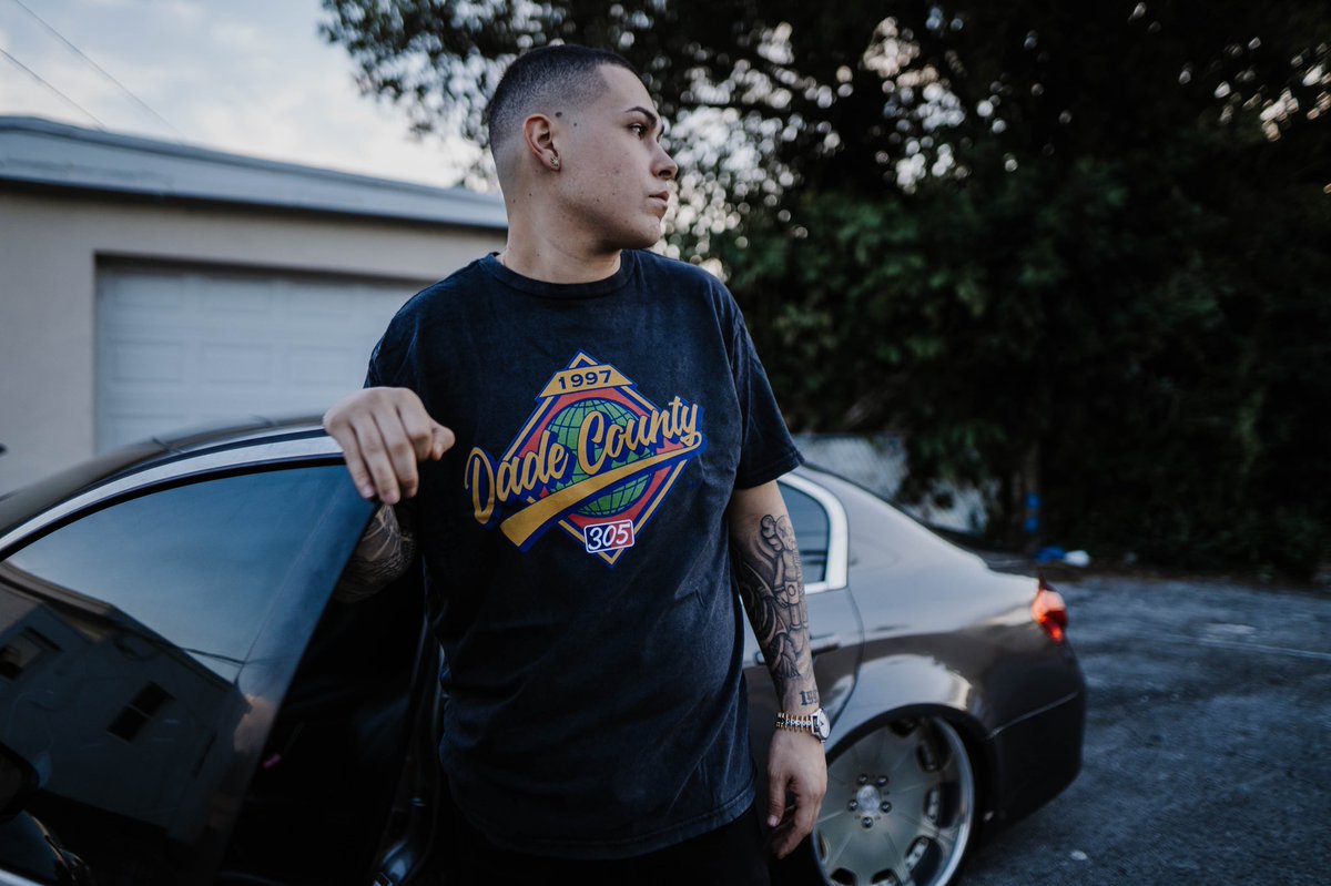 empirebtq's tweet photo. It’s a Dade county thing https://t.co/6z8JSCTAbN https://t.co/E8a5e6WyCv