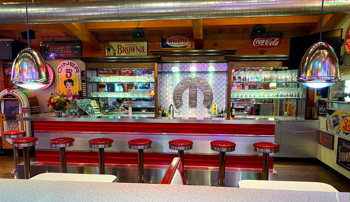 LSMoparFest's tweet photo. The "diner" inside the Hemi Hideout.
#LSMFwknd #BeyondTheCars #ShareThePassion #GrassrootsFromDayOne #WhatsNext #NextTenYears
π· @lxandbeyondnats #lxbeyondphotography https://t.co/YZPCH38xdQ