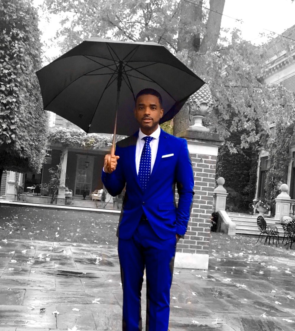 LarenzTate's tweet photo. No need to fit in, when you were meant to stand out... ya dig! 
#Shine 💙 https://t.co/9msSJLFrv8