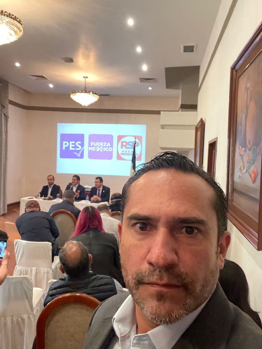 JaimeOchoa_'s tweet photo. Me encuentro en la Conferencia de Prensa que ofrecen @fuerzaxmexico @PESNacionalMX @RSPorgMX para fijar posicionamientos.

#FuerzaPorMéxico https://t.co/0BvMIoGUDF