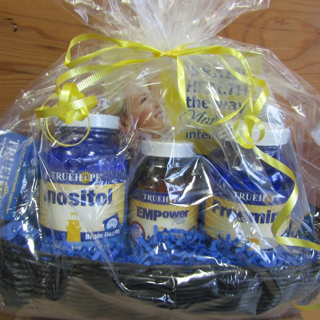 auramarketbc's tweet photo. Today's #25DaysofGiveaways #giftbasket is from our friends at @TruehopeCanada. It includes their popular #EMPowerplus and #Inositol products, as well as other favorites. Stop by the store today for your chance to enter! #giveaway #vitamins #supplements #surreybc #vancouver https://t.co/C04fxTJkV4