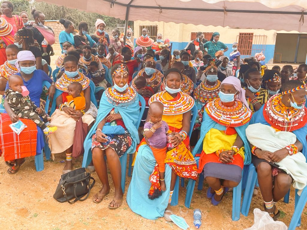 Leseketetii's tweet photo. Today am Actually amongst the happiest person on the world,My people I celebrate you today and forever As our 16 days of activism come to an End let keep spreading the same Info No Room For FGM, CHILD MARRIAGE and so on.
@UNFPAKen @OlajideDemola @AFGMBoard @GMCEndFGM @PanelUnfpa https://t.co/HsI1S9ha9V