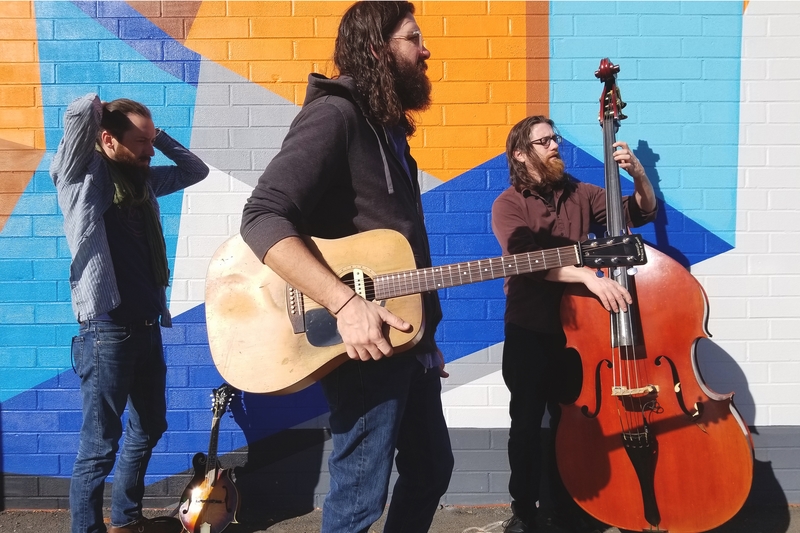 VisuliteTheatre's tweet image. TONIGHT @elonzowesley with special guests @pulloverrrr &amp;amp; Dylan Gilbert at the @VisuliteTheatre!
7:00 doors | 8:00 show | $10
visulite.com/showDetails.cf…