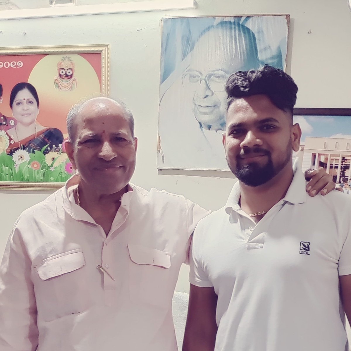 PradipK62425756's tweet photo. #NewProfilePic https://t.co/fLeACn7y3o