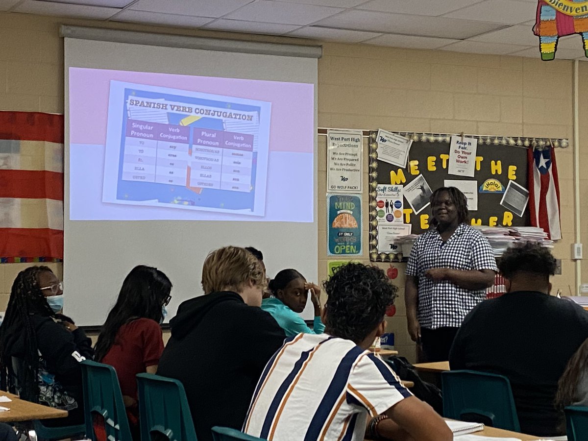 WPTitle1's tweet photo. Love it when Teacher Assisting students step out of their comfort zones for their student teaching practicum! D’Mya taught the review of verb “ser” for @WestPortHigh Spanish 1 students today! @MarionCountyK12 https://t.co/hv0cju6L0l