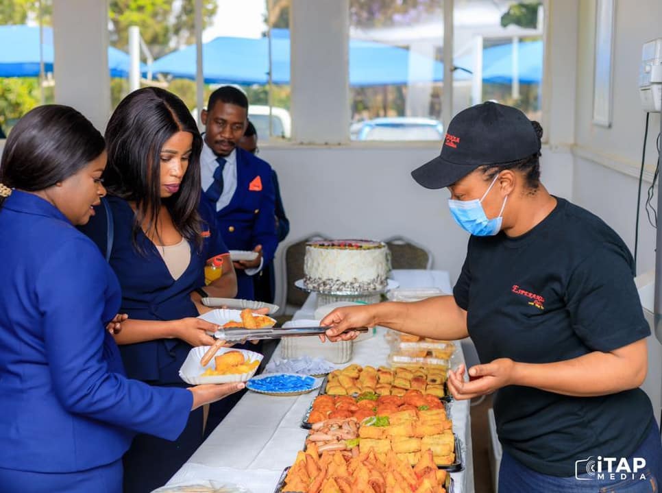 TariChef's tweet photo. Event Catering
#ladychef
#Zimbabwe
https://t.co/irf88Wui4b https://t.co/at4WrvCZAU