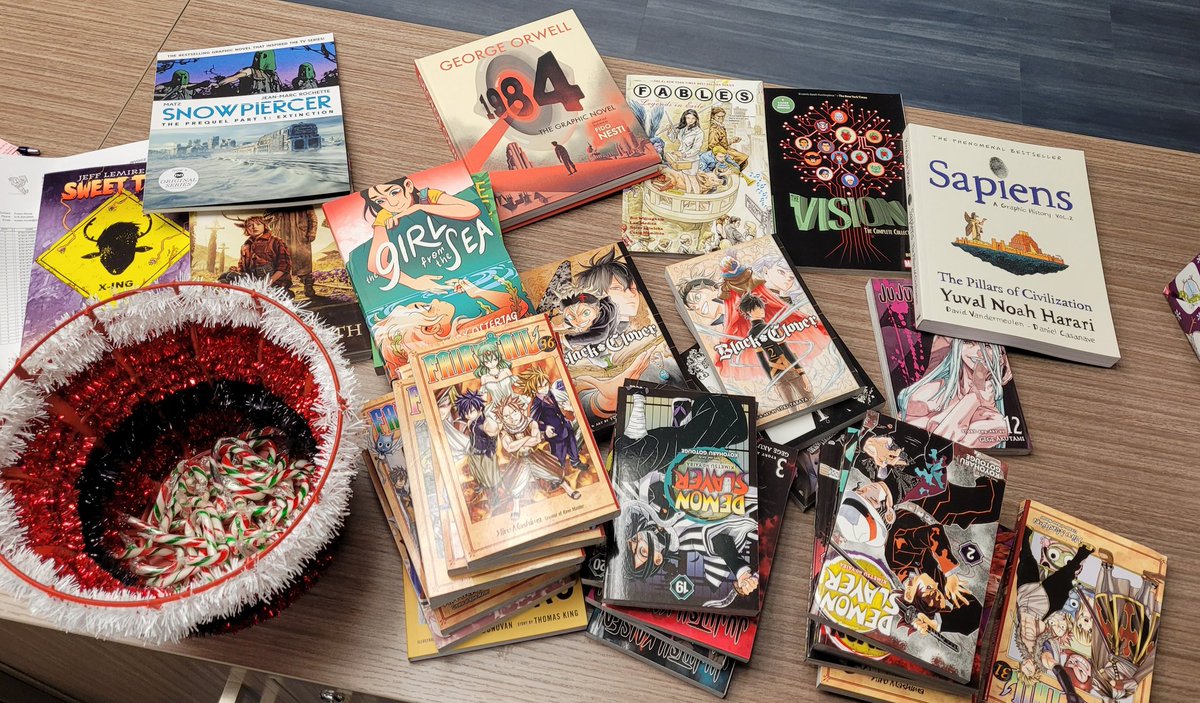 mizznovak's tweet image. The holiday treats have arrived early in the @wtcstdsb library. New graphic novels and manga. Thank you @LibraryComics @TheBeguiling for the quick delivery.
