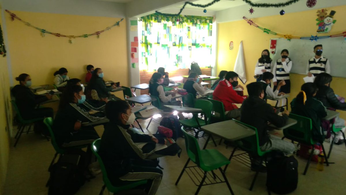 Escuela Preparatoria Oficial Núm. 371 tweet media