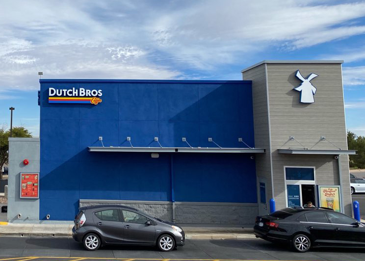 AccelDevco's tweet photo. A new Dutch Bros Coffee has opened in Sierra Vista, AZ! A big thank you to the entire team at @DutchBros, Accelerated Development Services, and @velocityretail on the successful grand opening at 475 AZ-90, Sierra Vista, AZ! #dutchbros #coffee https://t.co/gaNBYPebuH