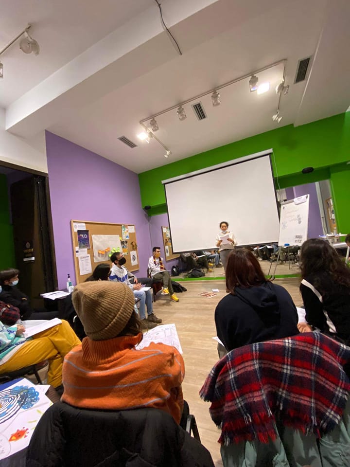 BalkanHotspot's tweet photo. Today took place a workshop organized by our volunteers on the theme of intercultural dialogue. 👫👫🏿
The opportunity to share your own history and intercultural experience through text, drawing or music! ✍️🖌️🎵

#digitmid #internationaldialogue #workshop https://t.co/88UlbYsLJC
