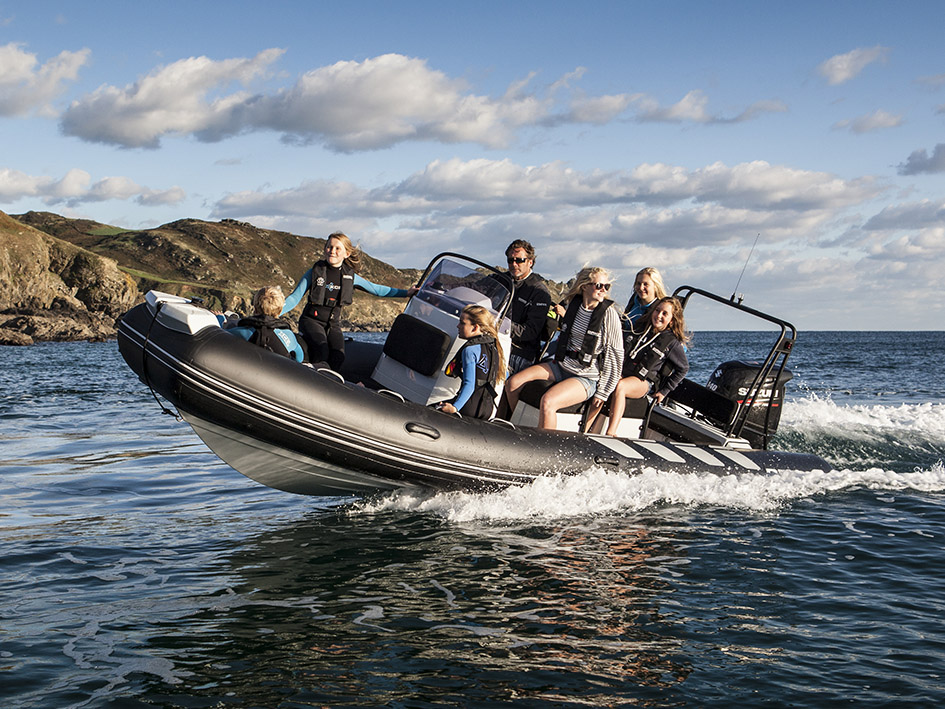 PowerboatandRIB's tweet photo. BoatLife Live is taking place 17 - 20 February 2022 at the NEC packed full of boats, equipment and more! https://t.co/xIttzm1I6f
@boatlifeevents #boatlife #boatlifeevents #boatlifeNEC #NECevent #NEC #boatshow #ukboatshow #newboatshow #getstartedboating #boatevent #boatbrands https://t.co/RNRrGzuWjn