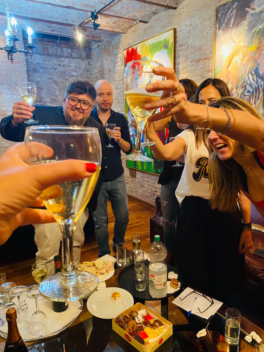 red_dialogo's tweet photo. Hermoso cierre de fin de año con las integrantes de la Red, con la particularidad que este año nos reunimos algunas de forma presencial. Hicimos un balance de todo lo que logramos este 2021 y planteamos los objetivos para el próximo año. https://t.co/RRrp57cgKv