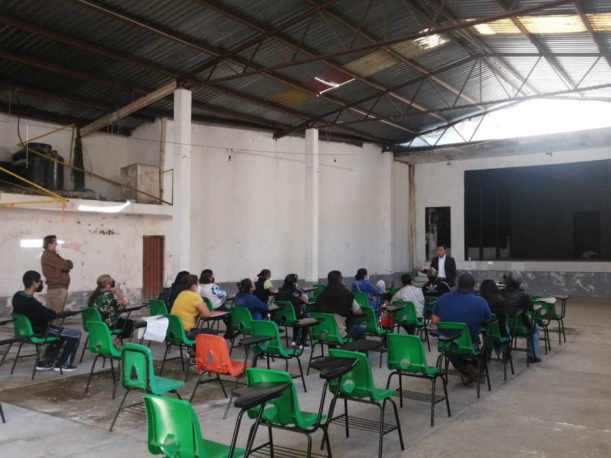 Escuela Preparatoria Oficial Núm. 371 tweet media