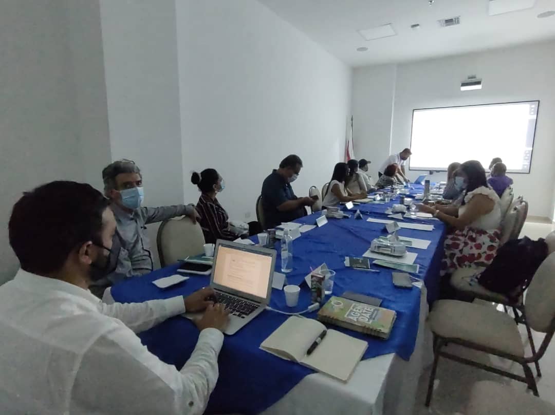 museoMAUA's tweet photo. Directivos y representantes de los museos participan en Encuentro de la Red del Atlántico REDMUAL
Temas: revisión de la Política Nacional de Museos y el Diagnóstico de la situación de los museos en pandemia, entre otros
@mincultura @udeatlantico @culturaatlantico @barranquillacpt https://t.co/PXyHVOWpR9