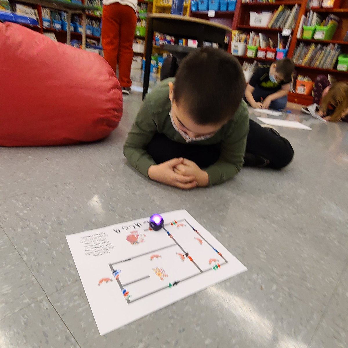 SMA_Mystic's tweet photo. Our primary students also got to code and play with our Ozobots yesterday! π @NLESDCA @msabbottsma @LaurenGregoryNL @nltatesic @mmelee5 @brilliant_labs #CodeWithTESIC #HourOfCode #HourofCode2021 #csedweek2021 #CSEdWeek https://t.co/brMnnrf0ex