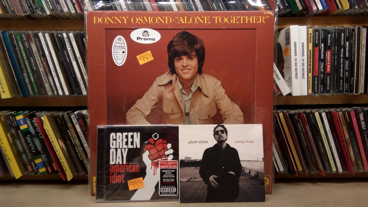 VinylBay777's tweet photo. Happy Birthday to #DonnyOsmond (64), #GreenDay drummer #TreCool (49) and #TheWallflowers frontman #JakobDylan (52).
Find music from these artists on new and used #vinyl, #CD and #casssette at #VinylBay777. https://t.co/puIZH4NO2s