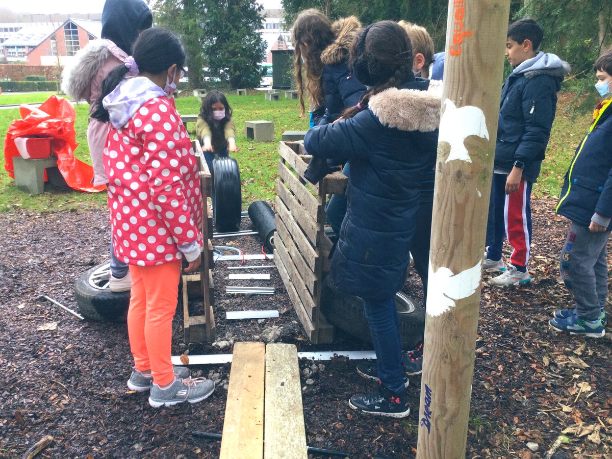 Esther O'Connor tweet media