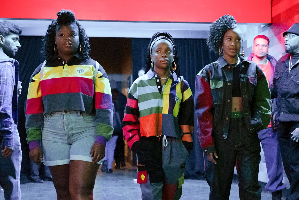 QueensABC's tweet photo. We're throwing it WAY back with this one. Get ready for Tuesday's all new episode with these Teen #Queens! 👑 https://t.co/A9Qyk1SKXa
