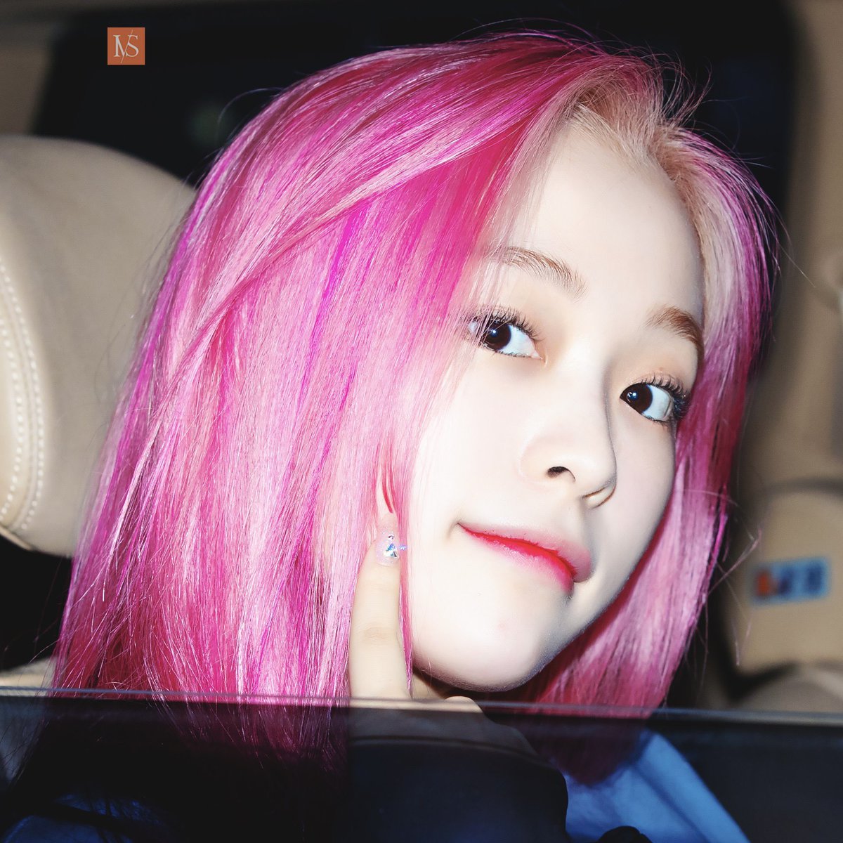 dolllgh's tweet image. hi!! this is a new account dedicated to posting doll gahyeon pics &amp;amp; gifs! please rt to spread the word and follow to support me (ᗒᗨᗕ) ty&amp;lt;333