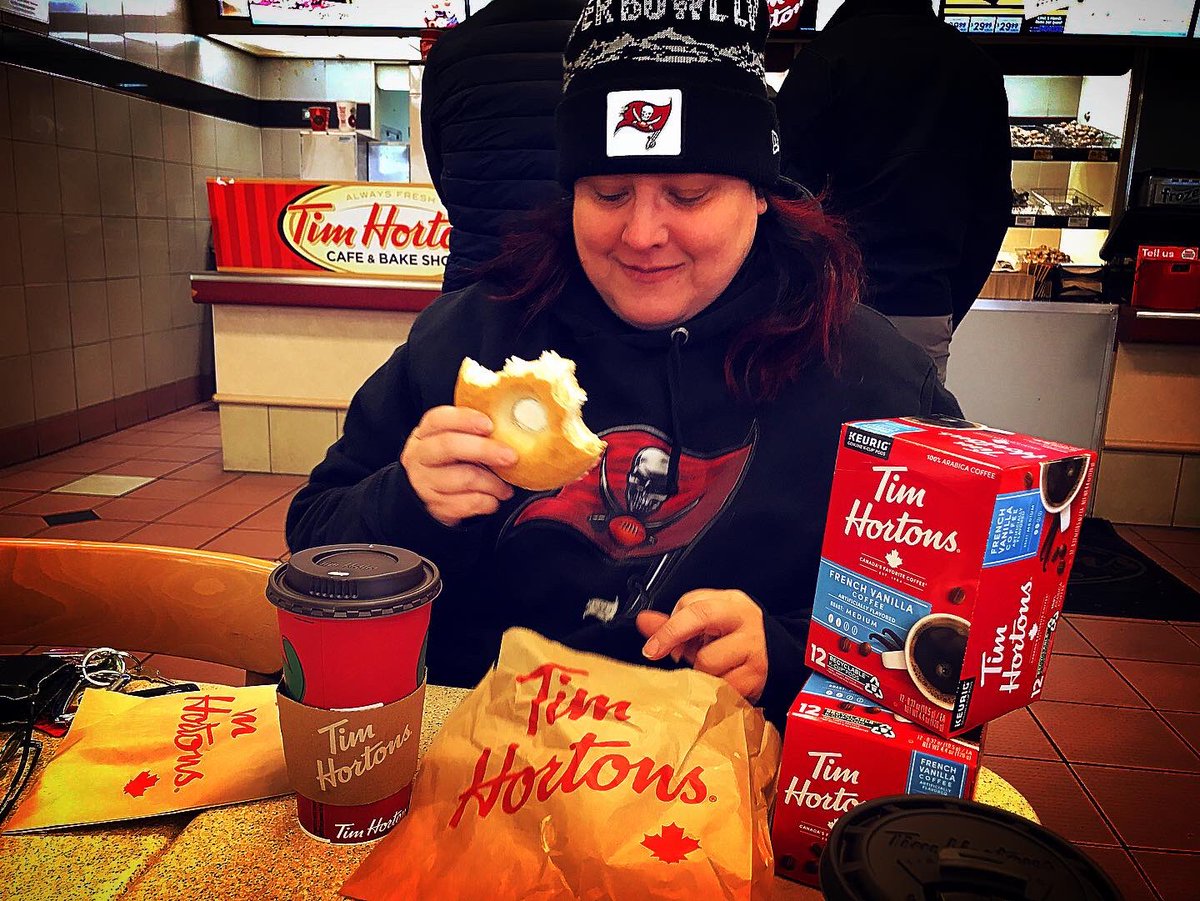 WLKYAlly's tweet photo. That small thing that makes me so happy...@TimHortonsUS up north! The second pic was snapped as I was coming out of the original pic but nailed how I feel about #TimHortons. π₯°π Great people at Store 915707! #TreatYoSelf #WhenUpNorth https://t.co/p7N7OLzDwk