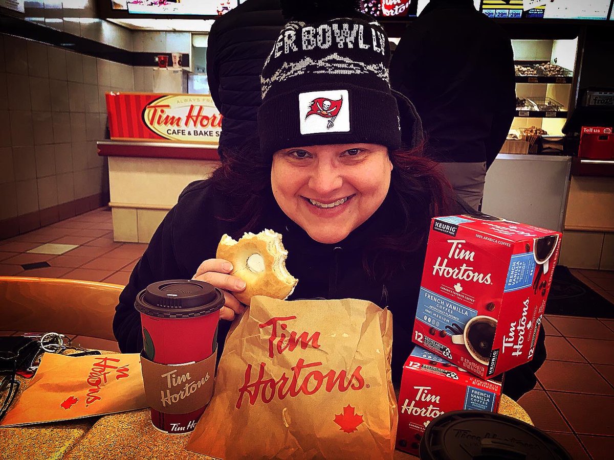 WLKYAlly's tweet photo. That small thing that makes me so happy...@TimHortonsUS up north! The second pic was snapped as I was coming out of the original pic but nailed how I feel about #TimHortons. π₯°π Great people at Store 915707! #TreatYoSelf #WhenUpNorth https://t.co/p7N7OLzDwk