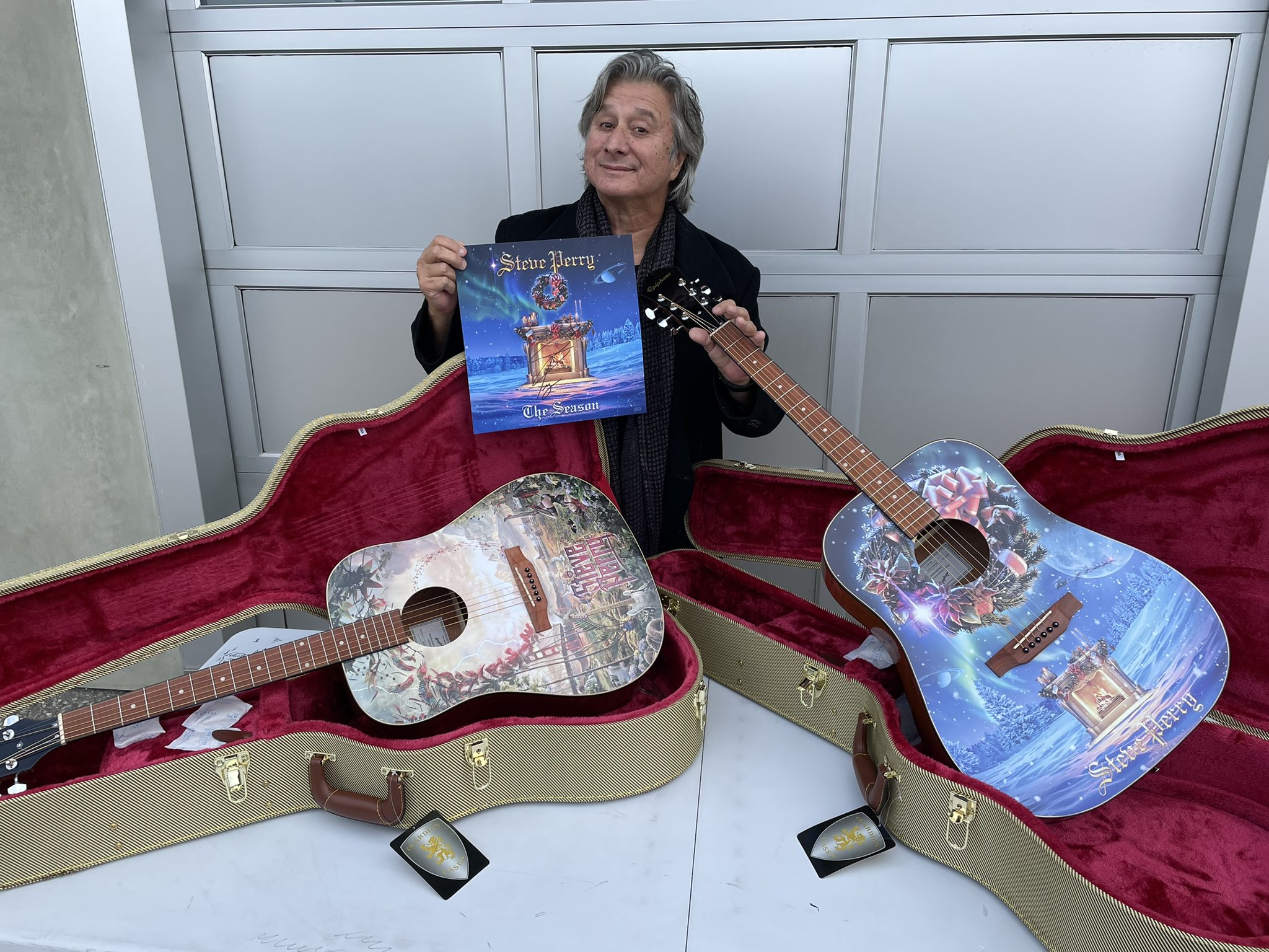 Steve Perry on X: "I'm signing more vinyl ✍🏻 In order to have the best  chance of your domestic US order arriving before Christmas, place your  order by December 10 🎁 https://t.co/GlWYCC3igh