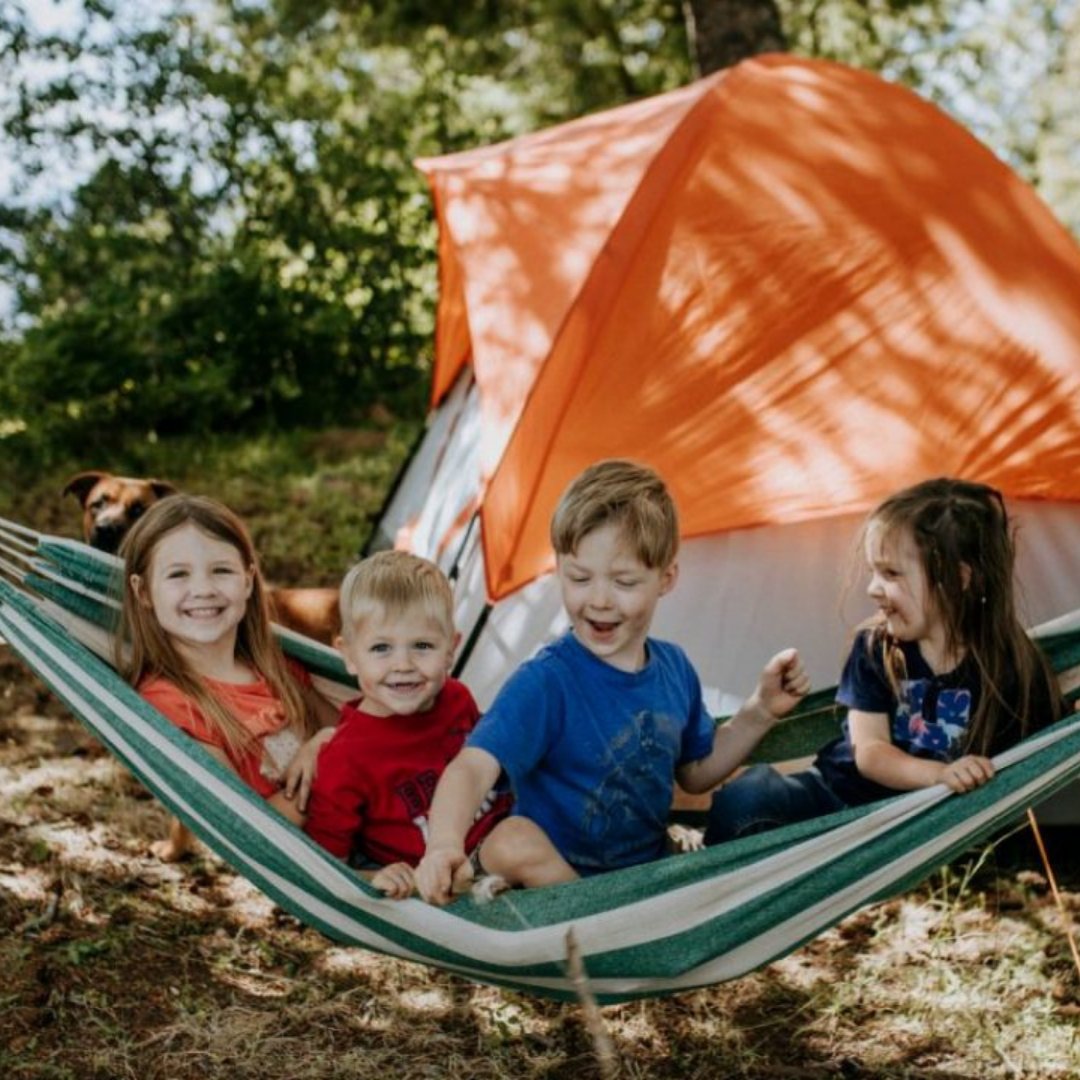 omealsus's tweet photo. Camping with kids can be tricky.

We found this great article from @TheBigOutside for those of you with kids giving you the "The 10 Best National Park Adventures With Kids".

Check it out here: https://t.co/jPXn9IBqVJ

 #camping #campinglife #campingwithkids  #omealsexperience https://t.co/4SFW9XqiIn