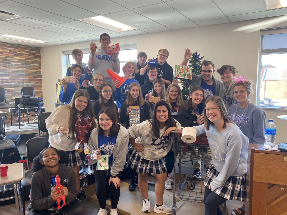 So it was the annual Christmas Agenda Day with Concert Choir! #choirrocks #Iteachthebestkids #whiteelephantgiftexchange