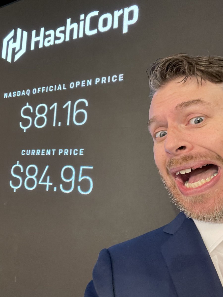 Mx. Evan Phoenix (💉😍) tweet media