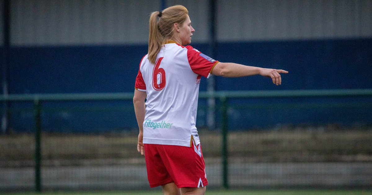 StevenageFCW's tweet photo. โ๐ผ ๐๐๐๐ก ๐๐๐๐ฃ๐จ!! Following Nealeโs signing, First Team Manager Fadi Mazloum had this to say about his new centre back! Vicky has already featured for the first team and we canโt wait to see more from her #WelcomeNeal #GreaterTogether ๐ดโช๏ธ https://t.co/afnoCjhSVU