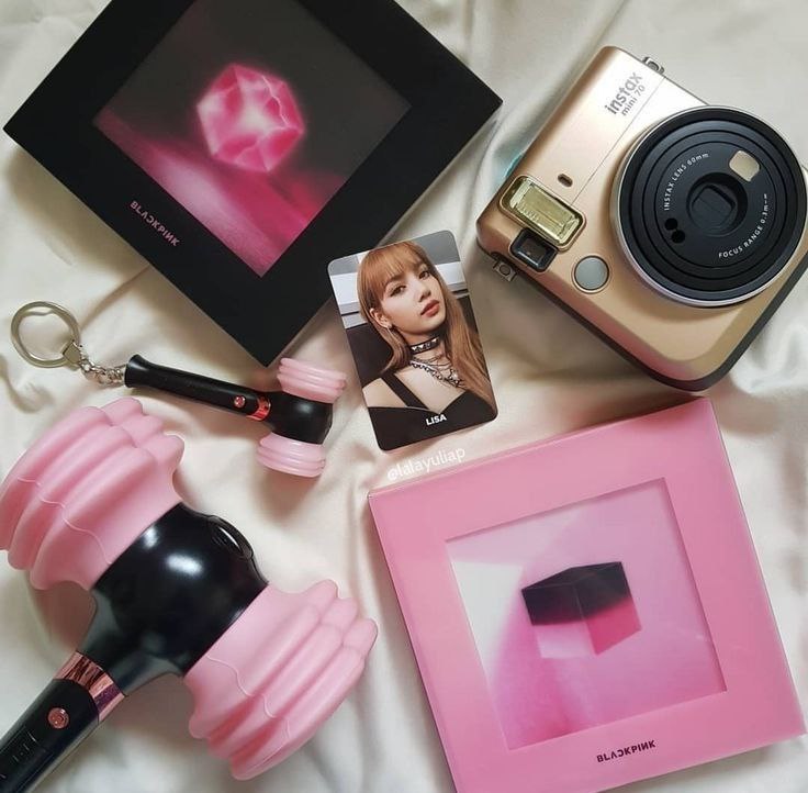 ᅟᅟ   ⠀    ᅟ     . . . ℬut 
ᅟᅟ𝗜 𝗗 𝗢 𝗡 𝗧 𝗖 𝗔 𝗥 𝗘 
𝗜'l𝗹 d͟o͟ 𝗶t 𝗼̵𝘃̵𝗲̵𝗿̵ and 𝗼̵𝘃̵𝗲̵𝗿̵.

#𝐓𝐇𝐄𝐒𝐇𝐎𝐖𝐈𝐒𝐂𝐎𝐌𝐈𝐍𝐆