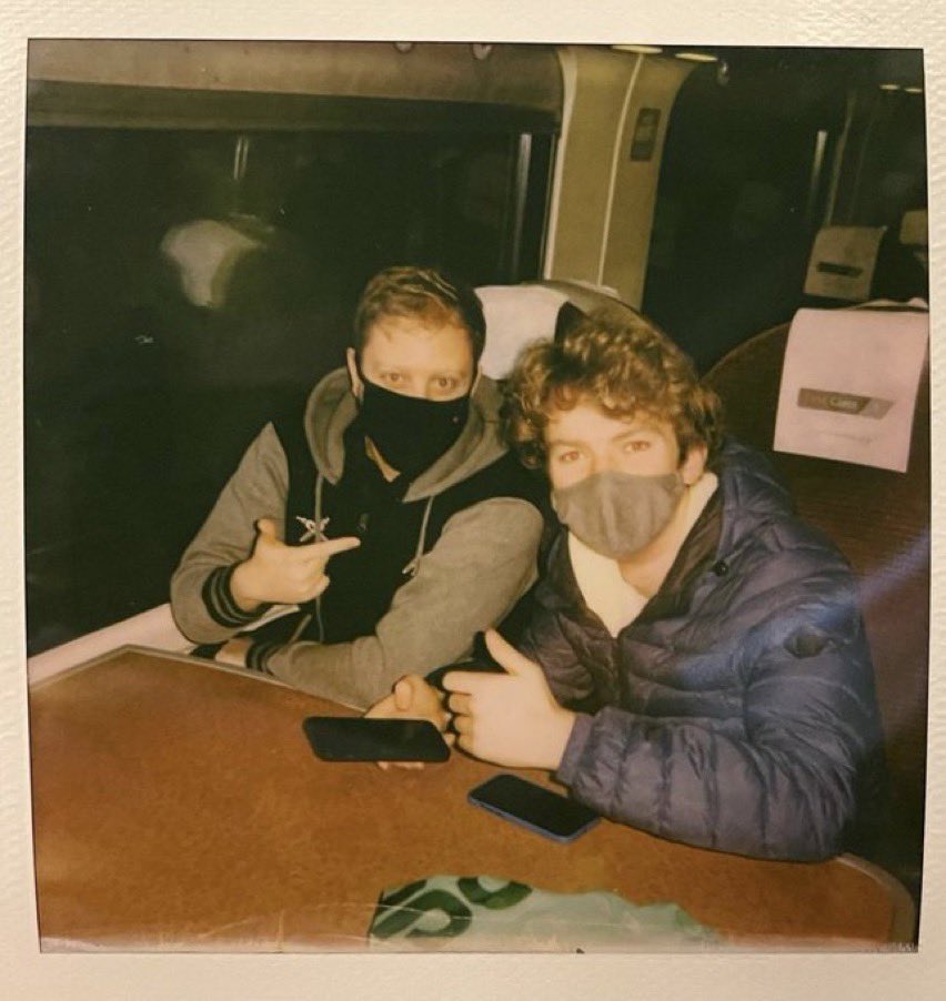 innitupdates's tweet image. tommy is in phil’s instagram post! instagram.com/p/CXRSZE5Ihh4/…