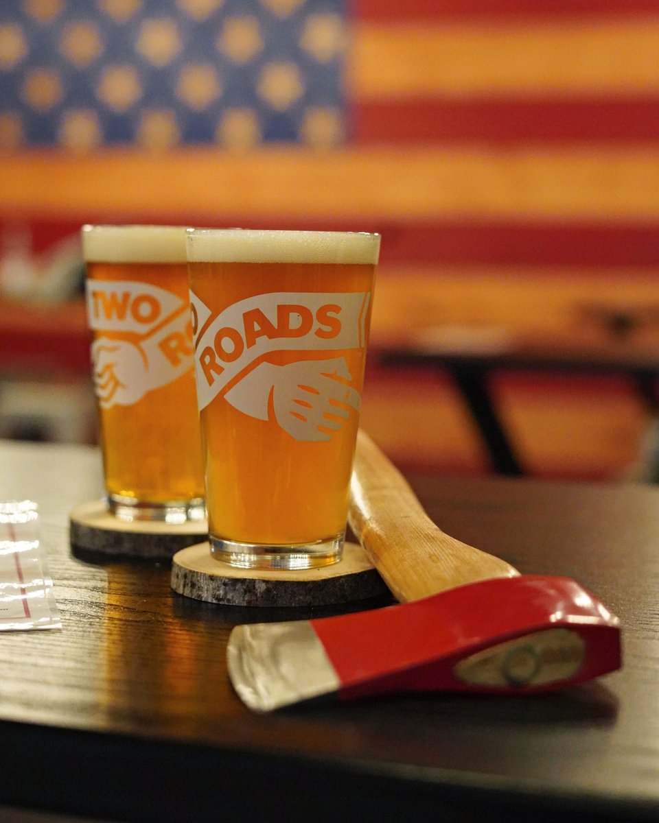 SuperChargedCT's tweet photo. Weekend forecast calls for axe throwing with a good chance of beer! 🪓🍺

Reserve your lane today: https://t.co/3zq5T6JjnC https://t.co/DBtROth5X9